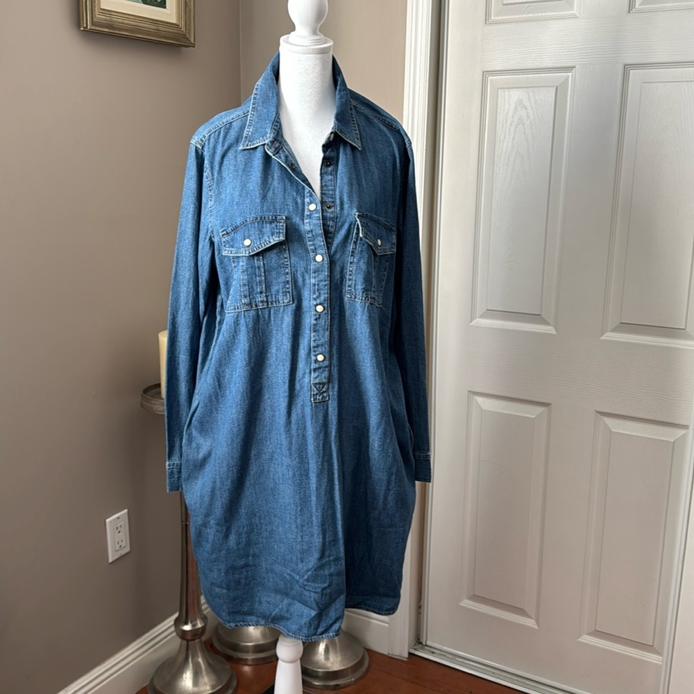GAP DENIM DRESS